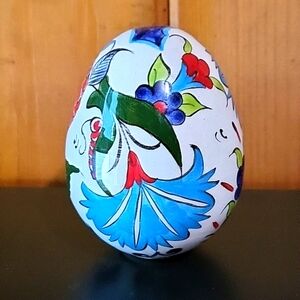 TURKISH IZNIK DESIGN CERAMIC EGG